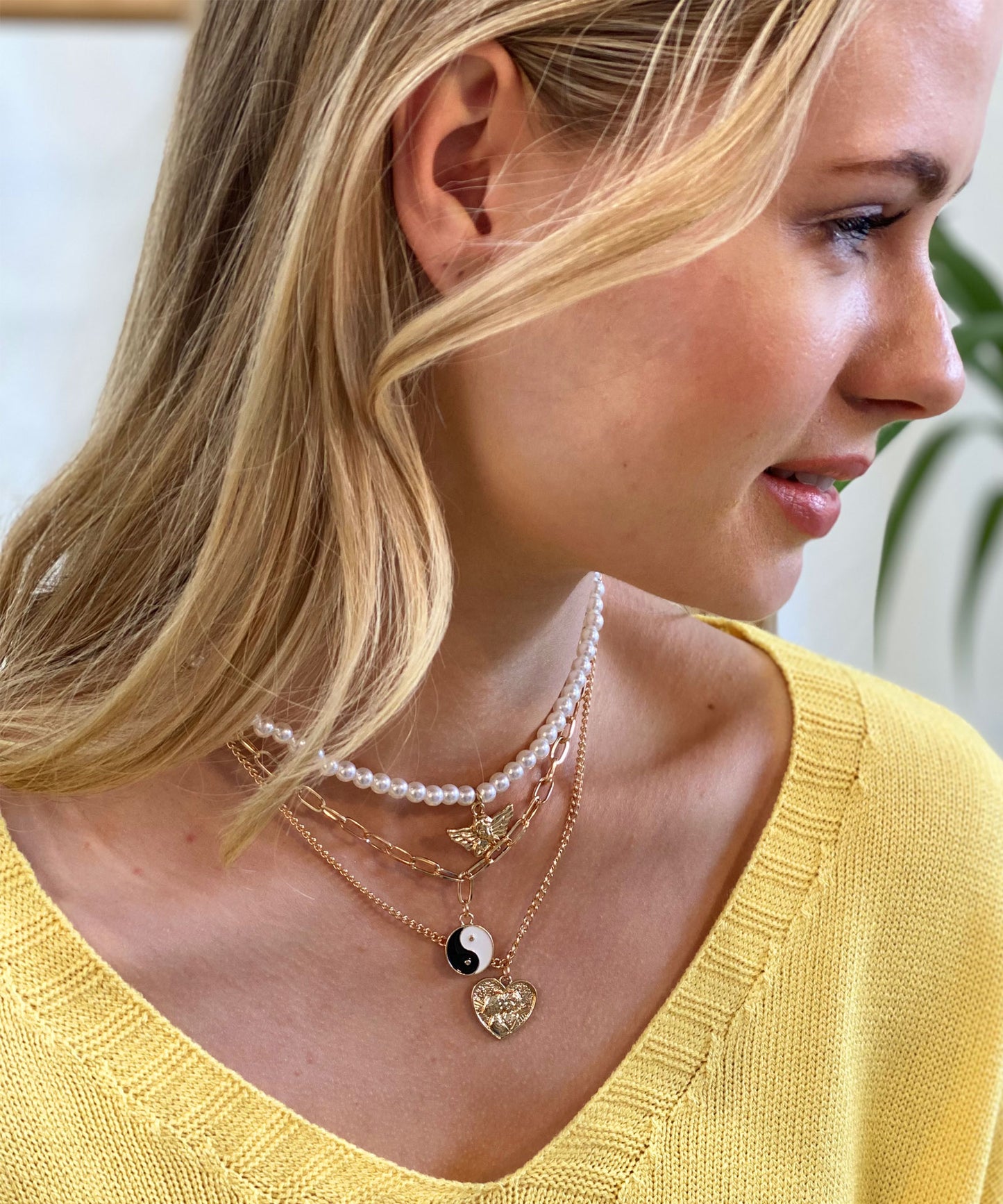 Three Row Necklace with Charm 48000759-24
