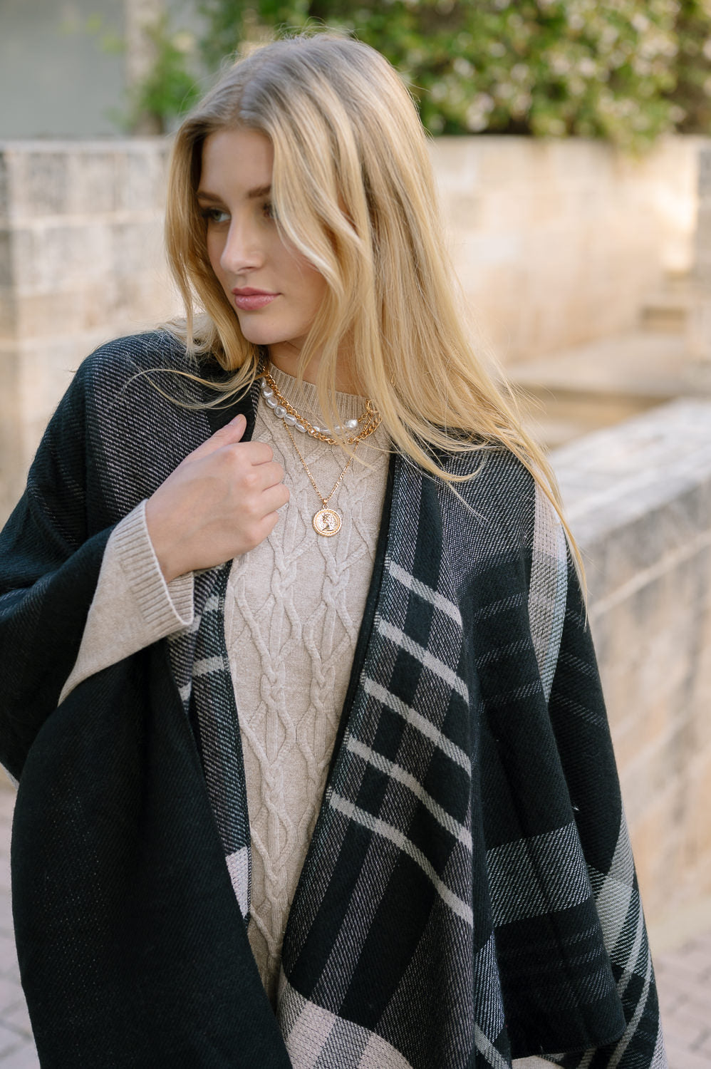 Knitted Poncho 63000100-02