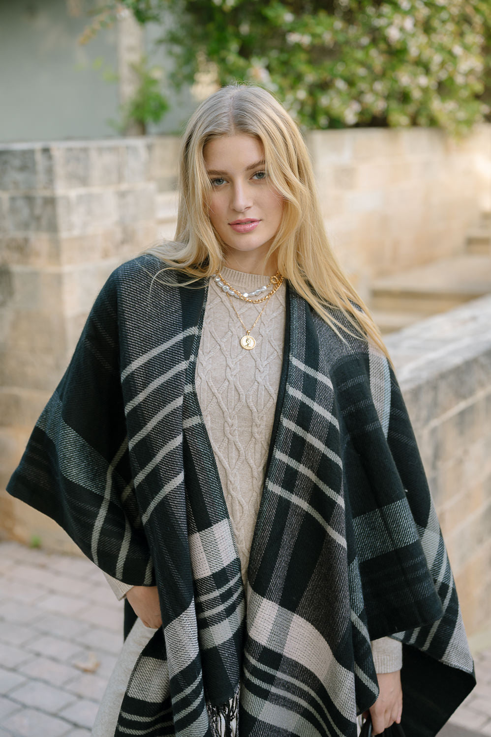 Knitted Poncho 63000100-02