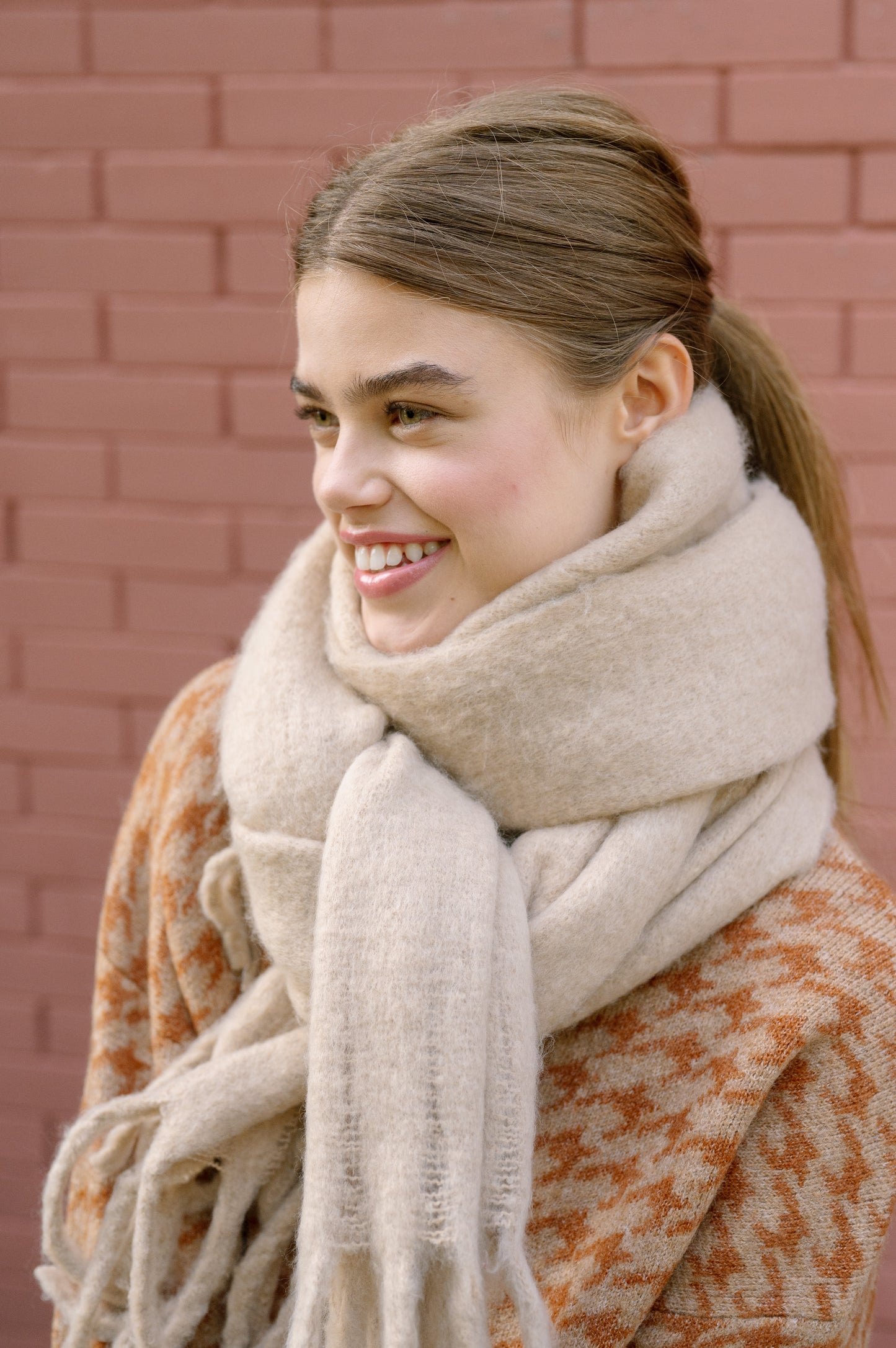 Monochrome Blanket - Scarf