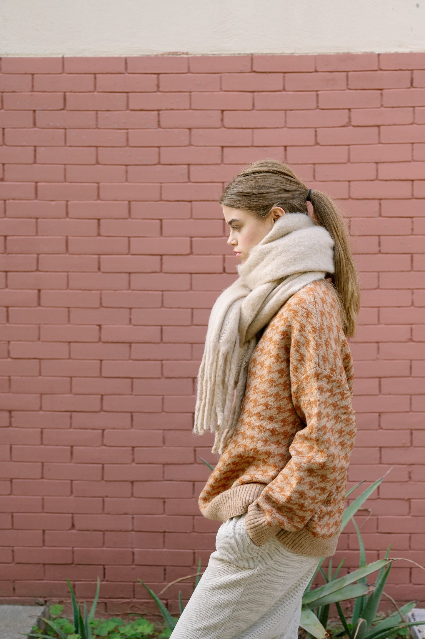Monochrome Blanket - Scarf